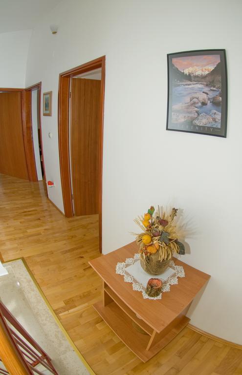 Holiday Home Magnolia Tar-Vabriga Ngoại thất bức ảnh