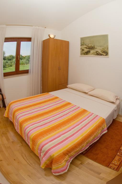 Holiday Home Magnolia Tar-Vabriga Ngoại thất bức ảnh